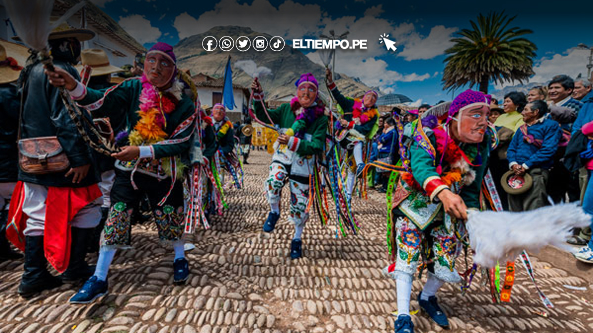 Carnavales en el Perú: Tradiciones Coloridas y Festividades Populares