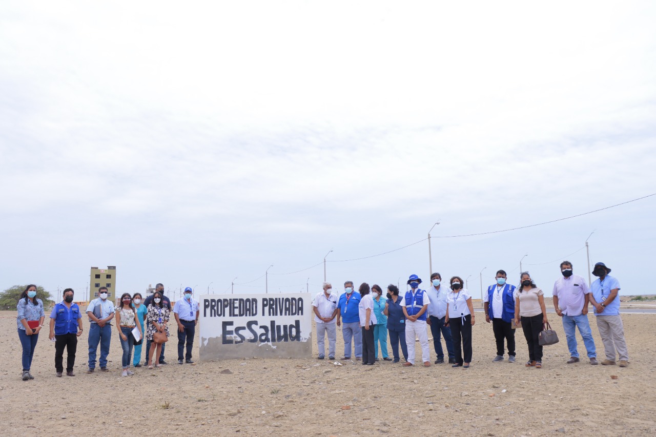 Entregan-terreno-para-estudios-de-construccion-del-hospital-de-Talara-1