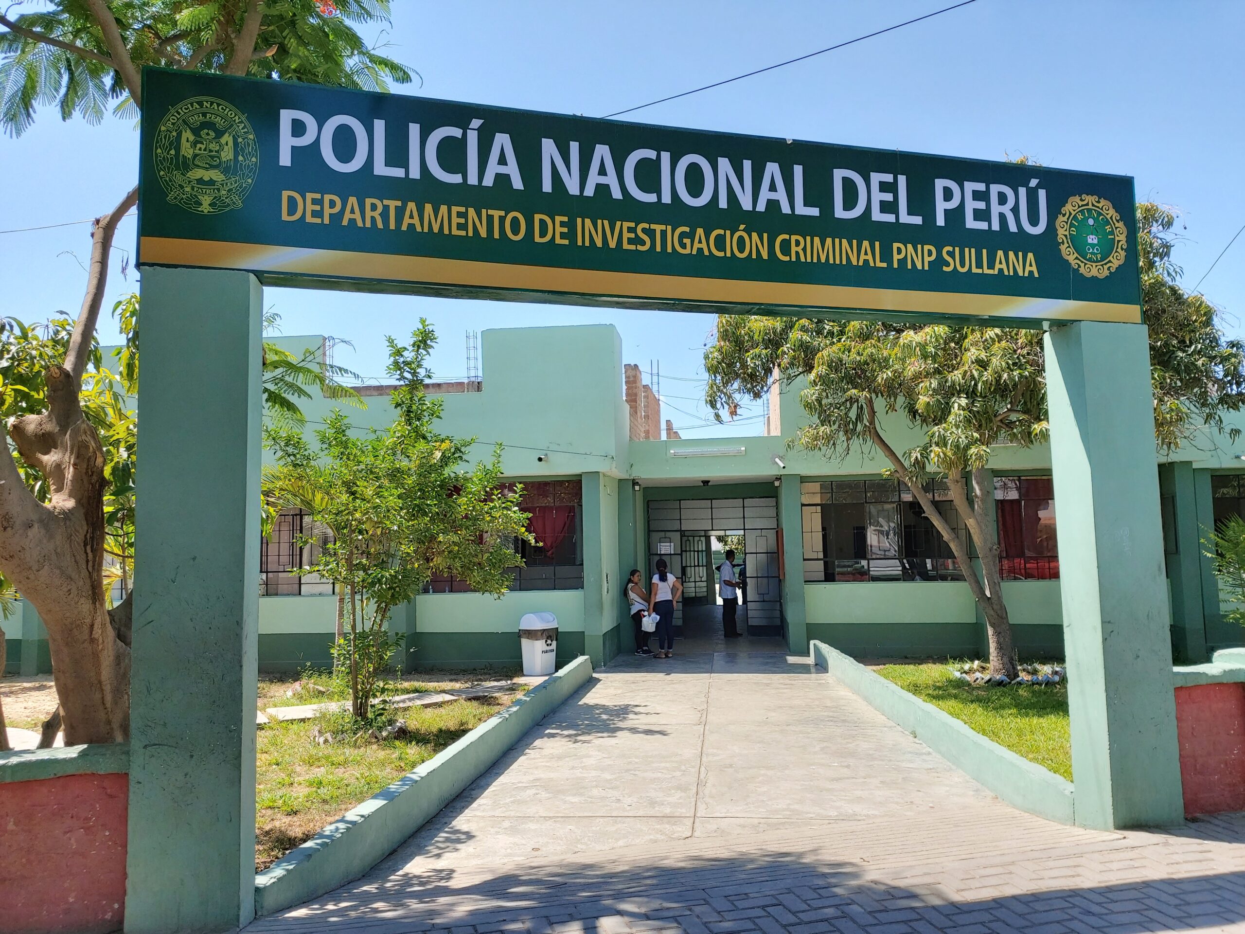 FOTO-NOTA-1-DENUNCIARON-LA-EXTORSION-EN-EL-DEPINCRI