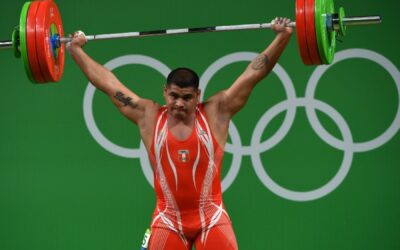 ¡Arriba Perú! Pesista Hernán Viera logra dos medallas de oro en Bogotá