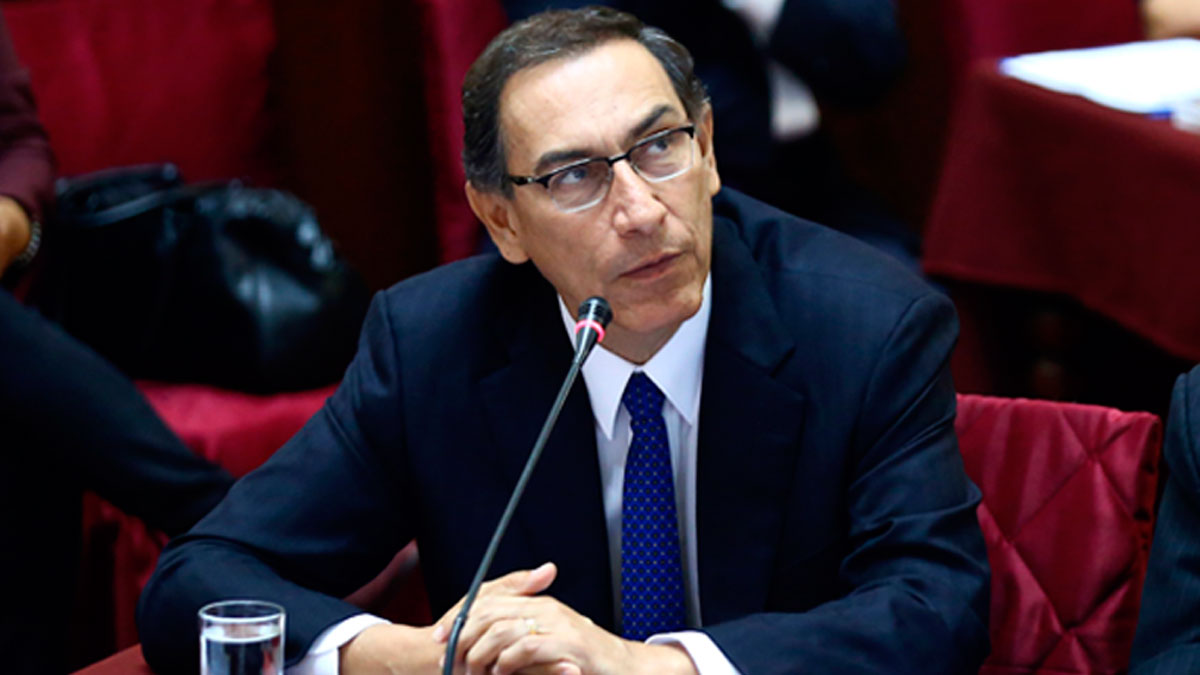 Martin-Vizcarra-Ideeleradio-Foto-Congreso