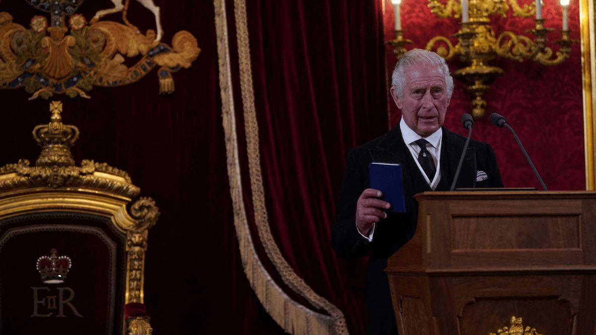 xr:d:DAFDx58EBLw:1047,j:34990930757,t:22091014