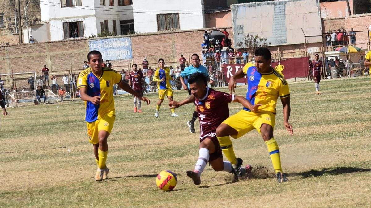 xr:d:DAFDx58EBLw:1200,j:36044577871,t:22092217