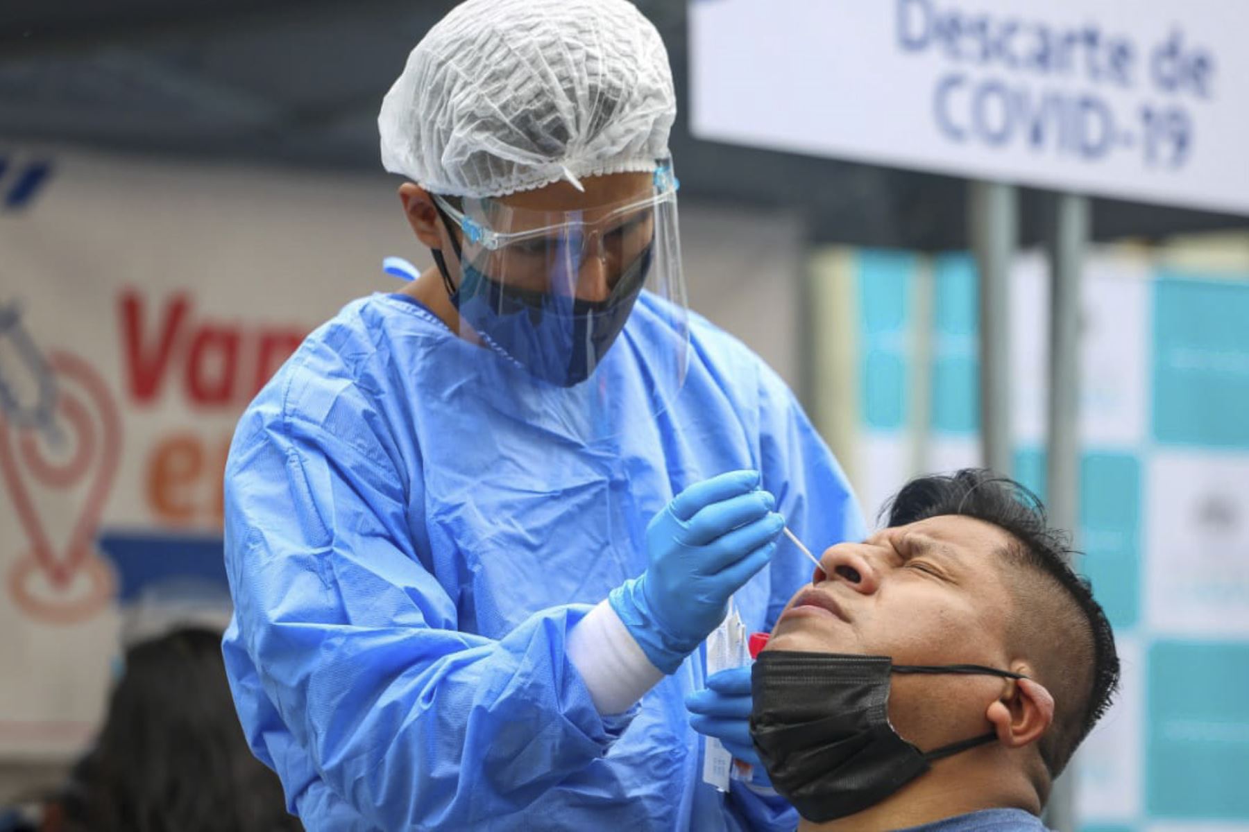 PRUEBA-DE-DESCARTE-COVID-19-HISOPADO-CORONAVIRUS