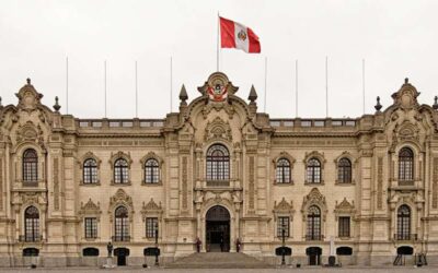 Vizcarra tomará juramento hoy al nuevo Gabinete Ministerial