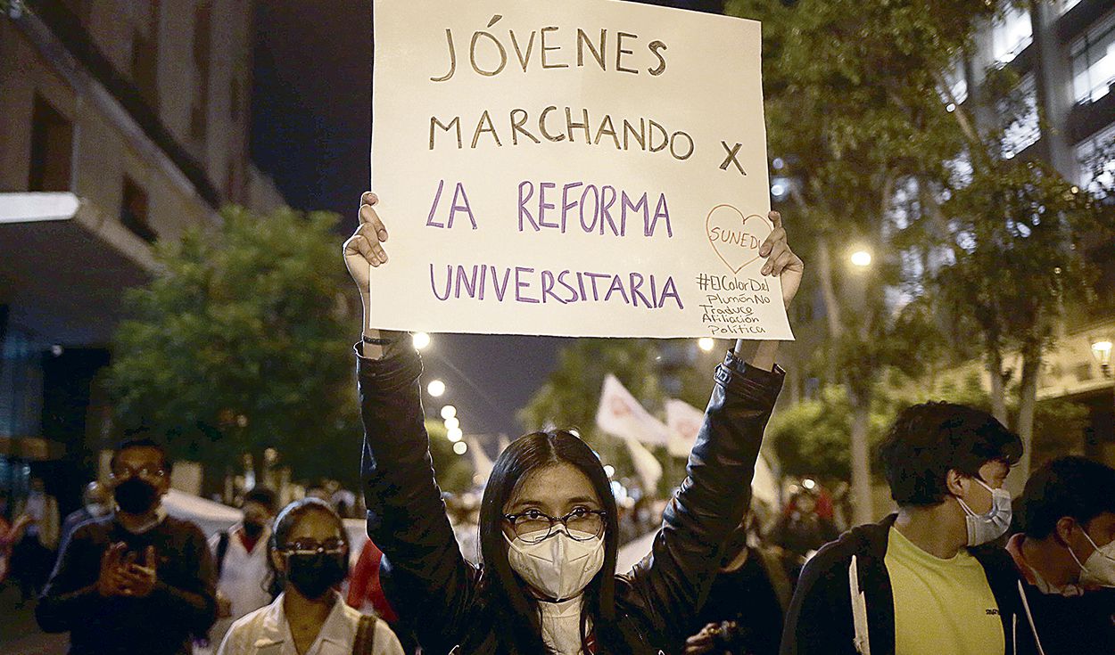 Rectores-y-alumnos-se-oponen-a-contrarreforma-universitaria