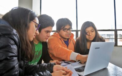 Pronabec ofrece 8000 becas a estudiantes de universidades públicas