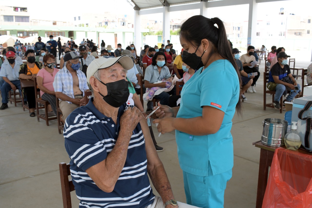 adulto-vacuna-120122