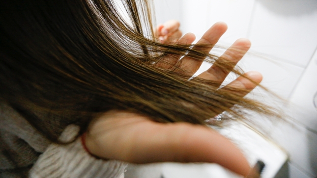 caida-del-cabello-por-covid