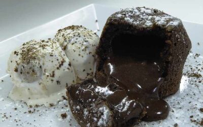 Volcán de chocolate: Un postre fácil y delicioso para preparar en casa