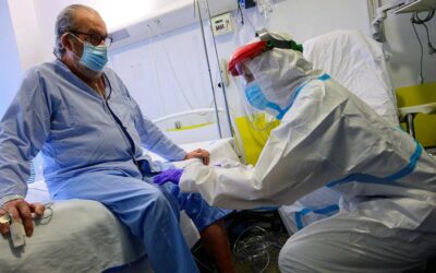 ¡Cuidado! Automedicación puede empeorar la salud de personas con COVID-19