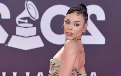 Danna Paola y el minivestido ‘quemado’ con el que impactó en los Latin Grammy 2023