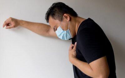 ¿Qué síntomas pueden persistir luego de sufrir de COVID-19?