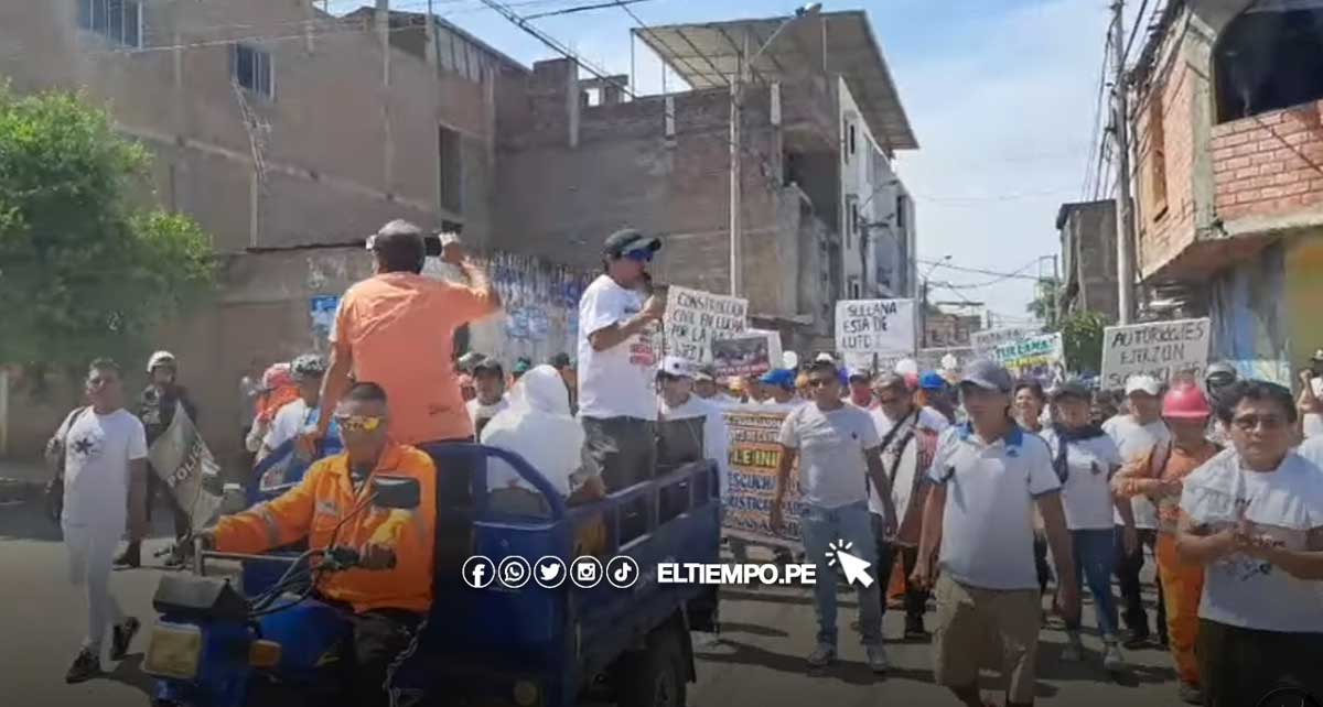 marcha-de-obreros-en-sullana