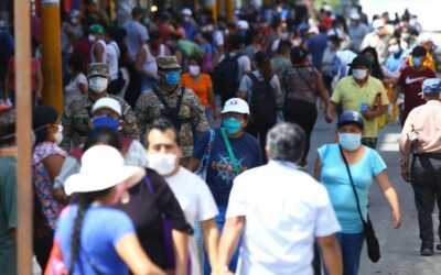 Defensoría pide al Gobierno que entregue mascarillas de calidad en zonas de alto riesgo