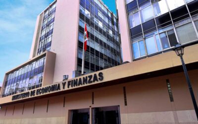 MEF: «Alcalde y gobernador de Piura vienen a pedir obras y no más presupuesto»