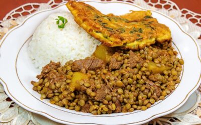 ¿Es recomendable combinar arroz con menestras?