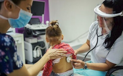 Niños con COVID-19 tiene alta carga viral y muchos no lo saben