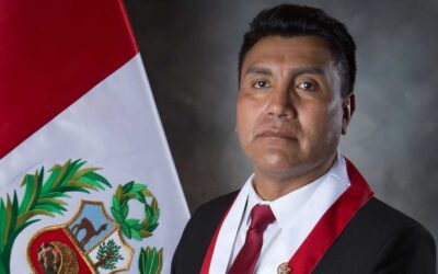 Óscar Zea renunció a la bancada de Perú Libre