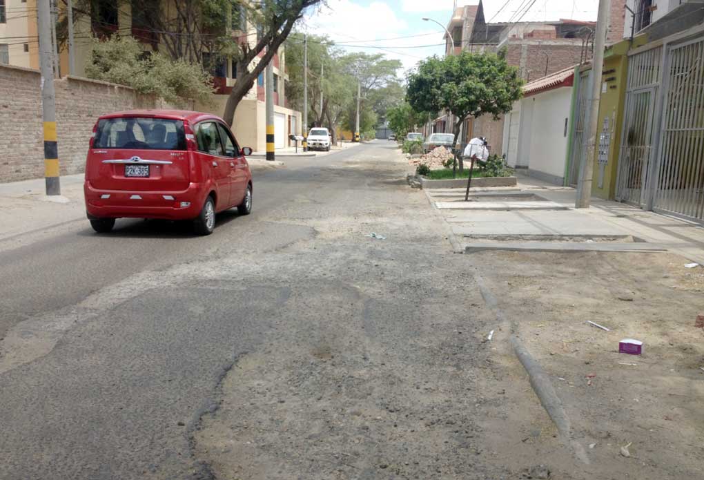 pistas-urbanizacion-miraflores-castilla