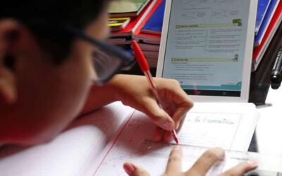 Crece ansiedad en escolares tras inicio de clases virtuales por encierro en pandemia