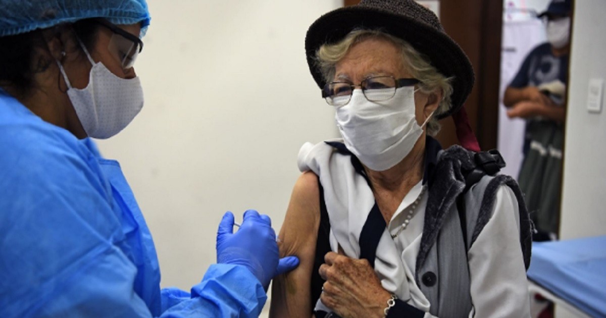 vacunacion-adultos-mayores