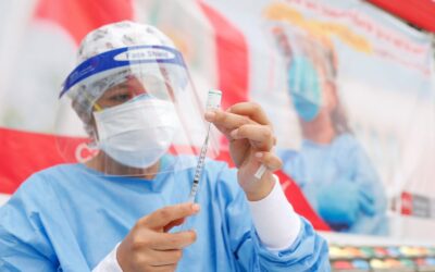 COVID-19: Mitos y verdades sobre la vacuna