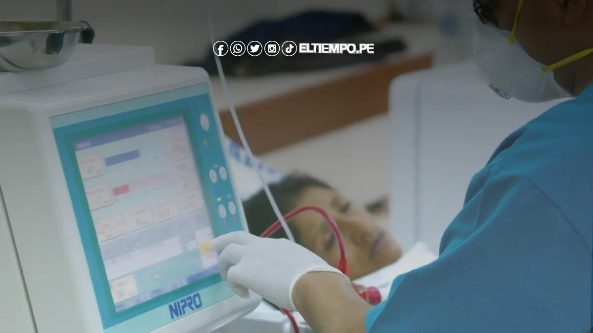 Pacientes de hemodiálisis se quedan sin servicio por deuda Piura: Pacientes de hemodiálisis se quedan sin servicio por deuda
