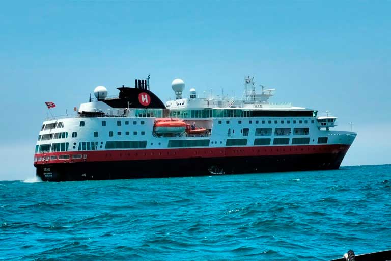 Piura,crucero en máncora