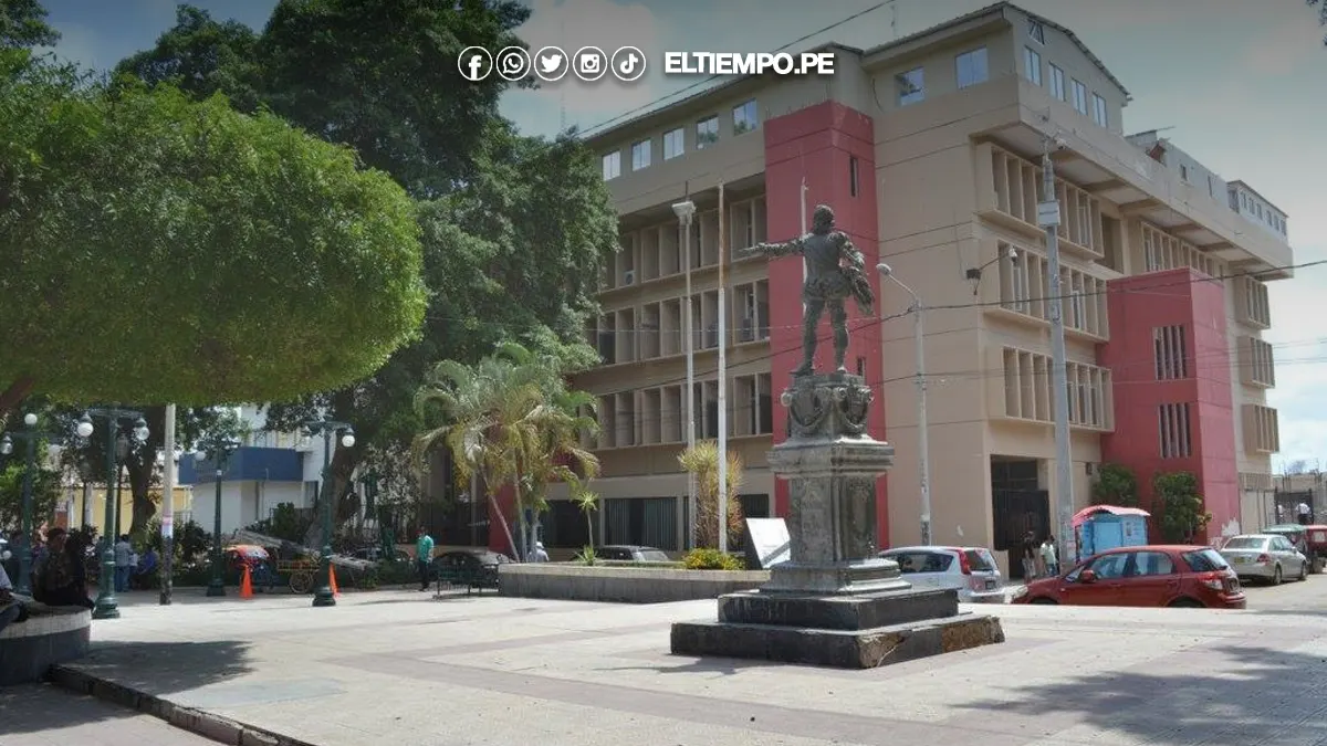 Plaza Tres Culturas Plaza Tres Culturas