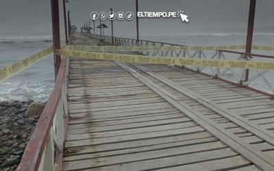 Colapsa parte del histórico muelle de Huanchaco