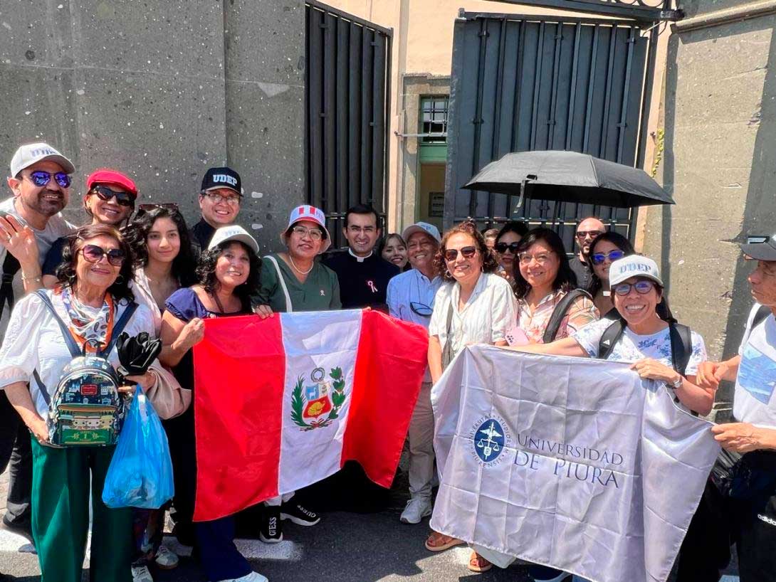 Papa León XIV,Robert Prevost,Vaticano,Piura,Chifles peruanos,chifles de Piura,chifles piura,chifles piuranos