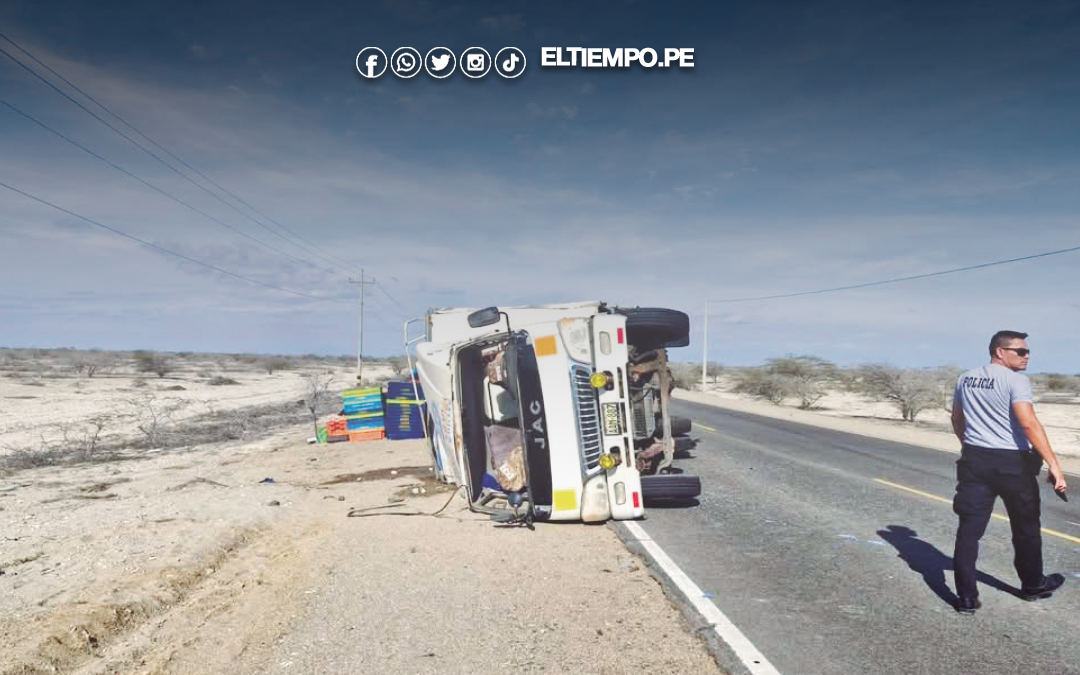 Sechura: Cámara frigorífica se vuelca en la carretera