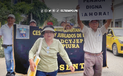 Piura: Docentes marchan para exigir el aumento de sus pensiones