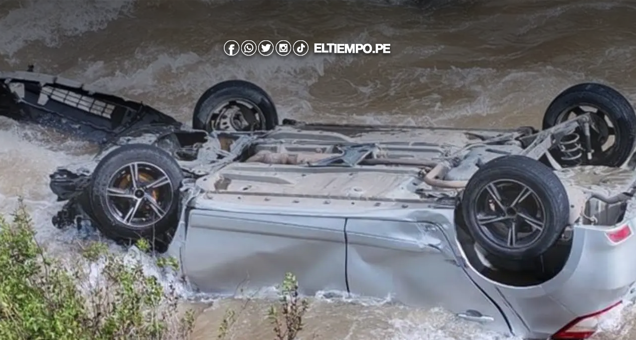 Dos fallecidos y un desaparecido deja despiste y vuelco de vehículo en Carretera Central Dos fallecidos y un desaparecido deja despiste y vuelco de vehículo en Carretera Central