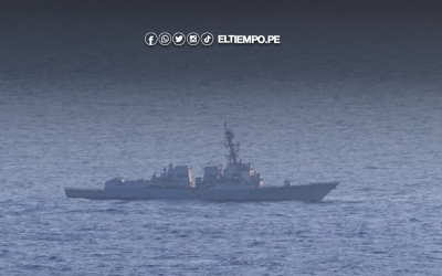 Trump celebra apertura del estrecho de Ormuz, pero mantiene bloqueo naval a Irán hasta alcanzar acuerdo de paz